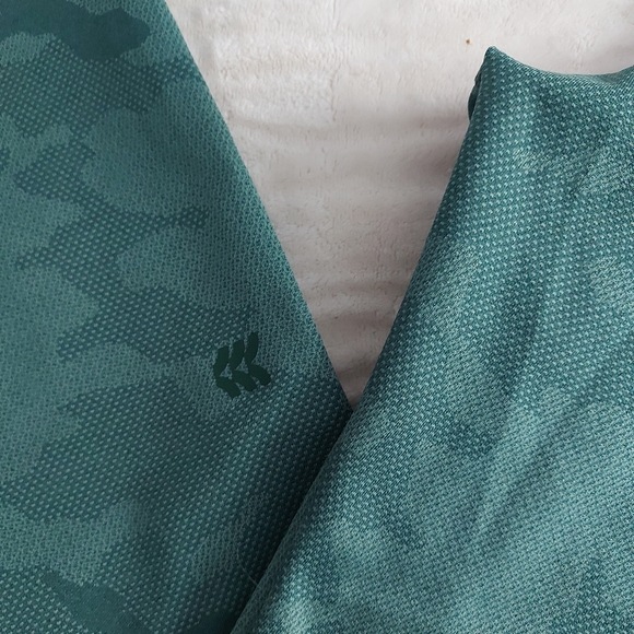 All in motion Green camo leggings - Picture 13 of 13